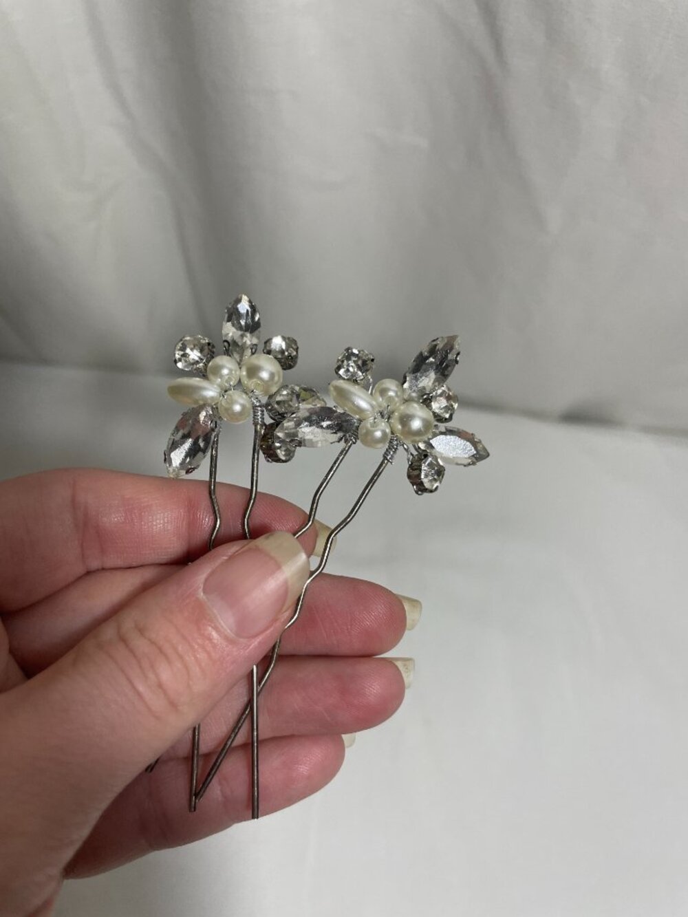 Set of 2 Rhinestone Faux Pearl Floral Hair Pins Silver Tone Bridal Wedding